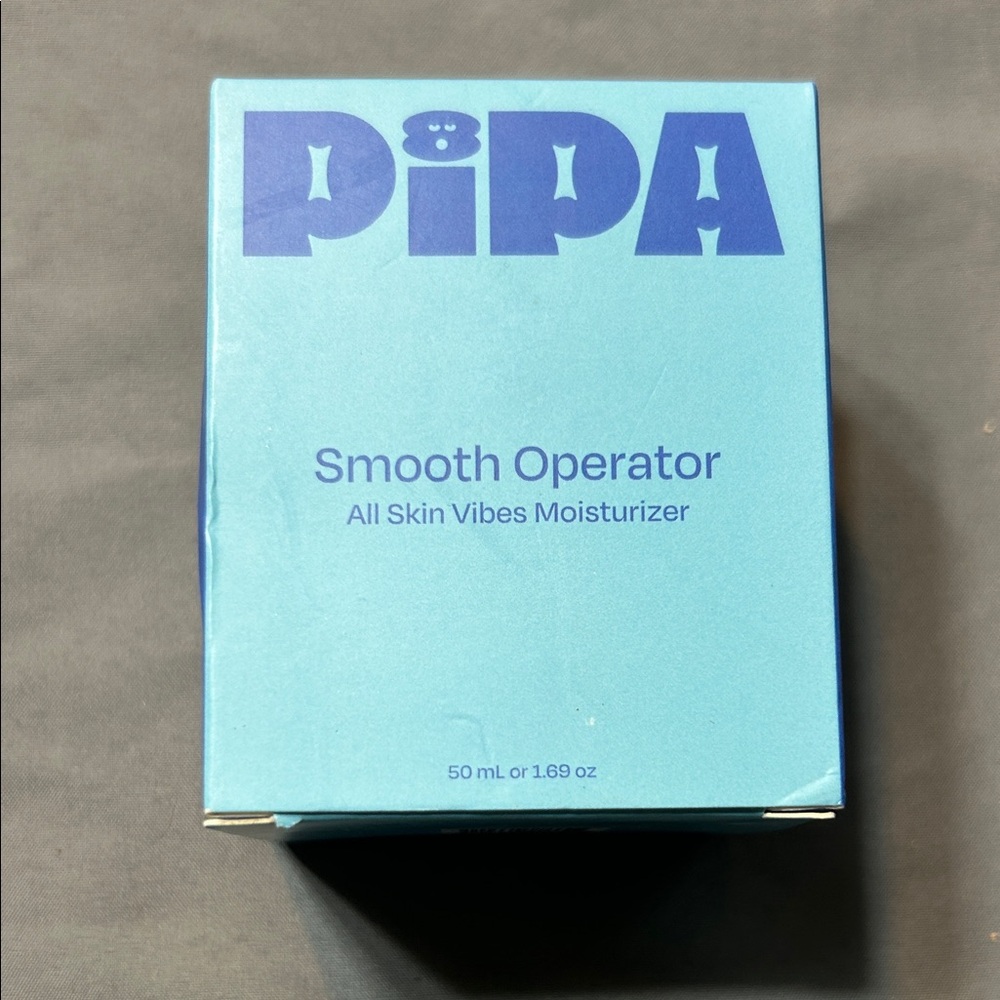 Smooth Operator Moisturizer - Blue